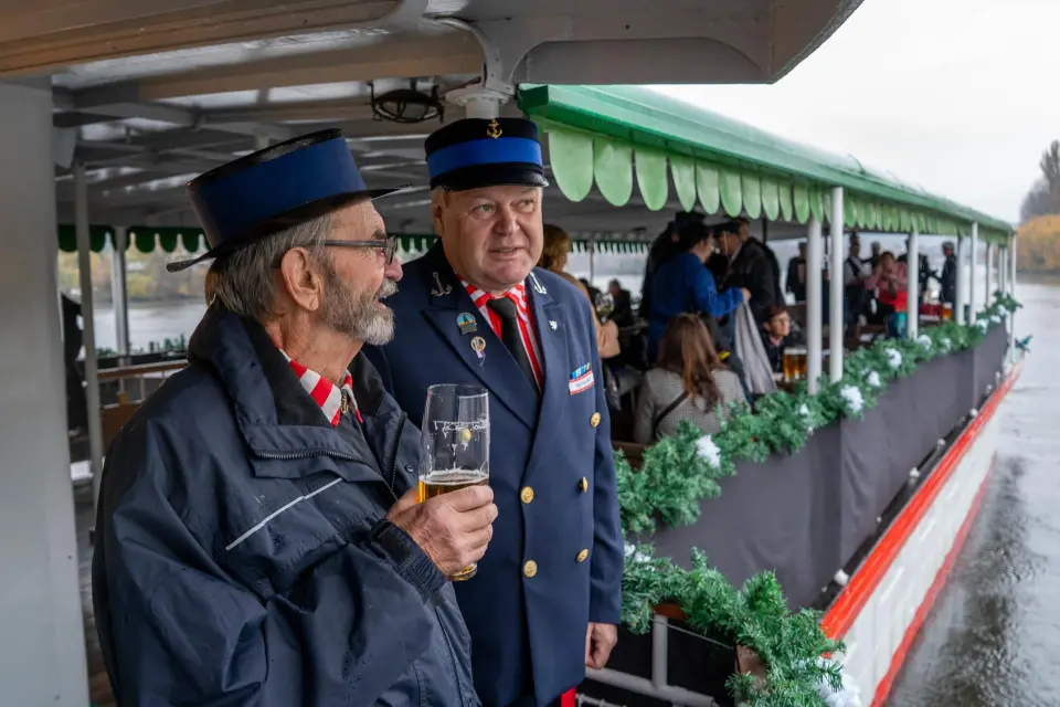 Tryzna za utonulé — fotografie 10