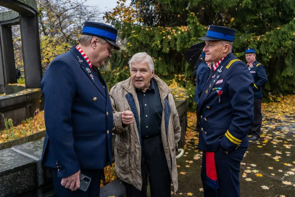 Tryzna za utonulé — fotografie 15