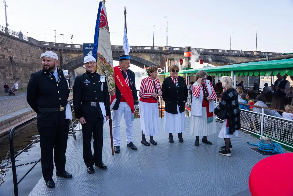 Pražská paroplavební společnost zahájila plavební sezónu — fotografie 24