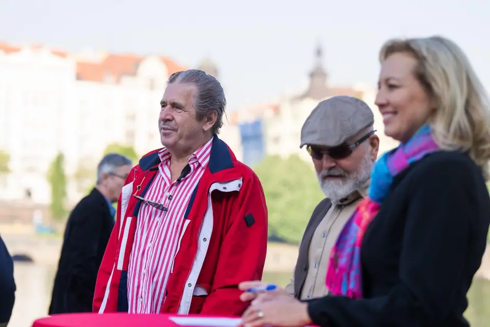 Pražská paroplavební společnost zahájila plavební sezónu — fotografie 17