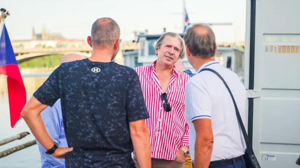 Pražská paroplavba kmotrem kachyní parníkových — fotografie 9