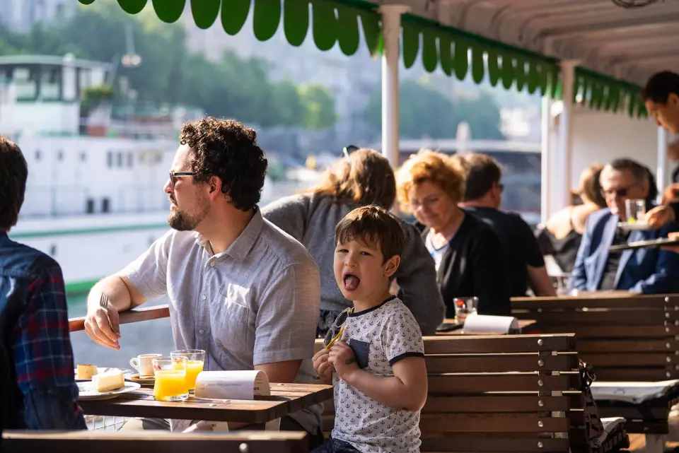 Pražská paroplavební společnost zahájila plavební sezónu — fotografie 38