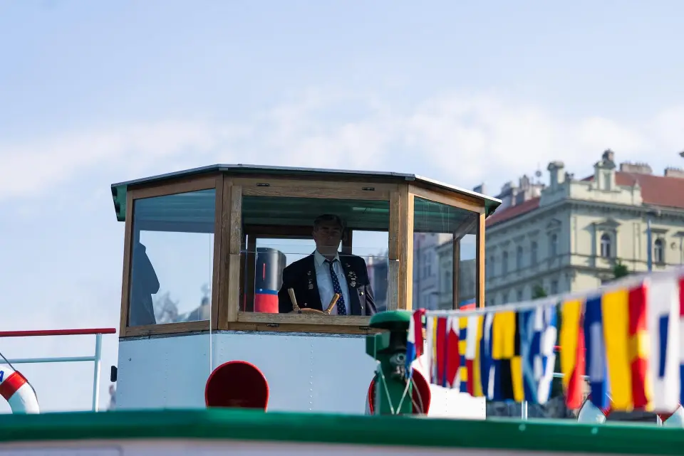 Pražská paroplavební společnost zahájila plavební sezónu — fotografie 37