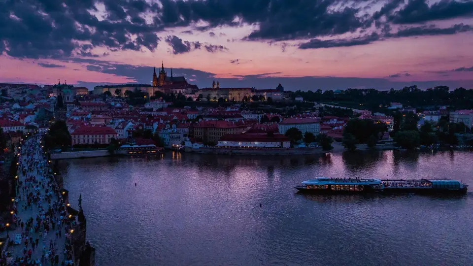 Večeře na lodi č. 12